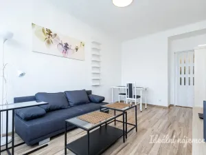 Pronájem bytu 2+kk, Praha - Libeň, Novákových, 43 m2