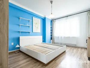 Pronájem bytu 2+kk, Praha - Libeň, Novákových, 43 m2