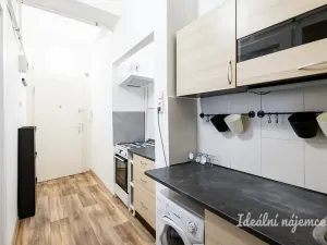 Pronájem bytu 2+kk, Praha - Libeň, Novákových, 43 m2