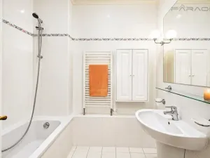 Pronájem bytu 5+kk, Praha - Nové Město, Dřevná, 108 m2
