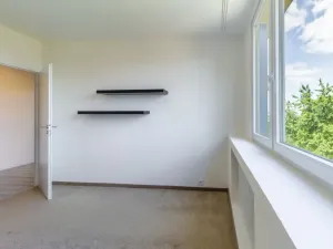 Pronájem bytu 3+kk, Praha - Prosek, Lovosická, 64 m2