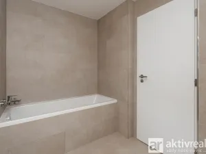 Pronájem bytu 1+kk, Přezletice, Pod Zahrady, 40 m2