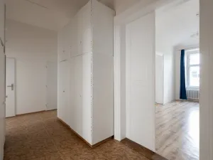 Pronájem bytu 3+1, Praha - Vinohrady, Šafaříkova, 90 m2