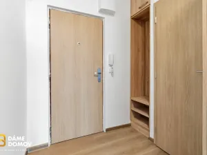 Pronájem bytu 1+kk, Otrokovice, Školní, 34 m2