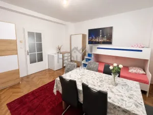 Prodej bytu 3+kk, Praha - Holešovice, Ortenovo náměstí, 87 m2