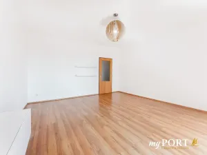 Pronájem bytu 3+1, Plzeň, Koterovská, 75 m2