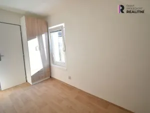 Pronájem bytu 3+1, Zlín - Příluky, Pod Mlýnem, 77 m2