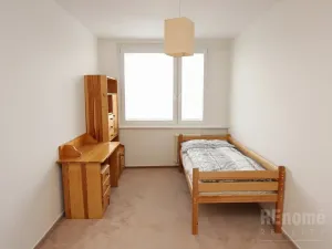 Pronájem bytu 3+1, Praha - Petrovice, Frostova, 78 m2