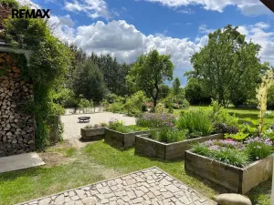 Prodej komerční nemovitosti, Dolany - Véska, 290 m2