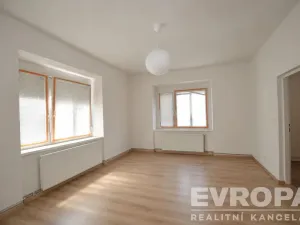 Pronájem bytu 2+1, Praha - Nusle, U Jedličkova ústavu, 56 m2
