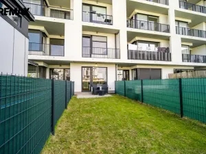 Pronájem bytu 1+kk, Praha - Vysočany, Smržových, 31 m2