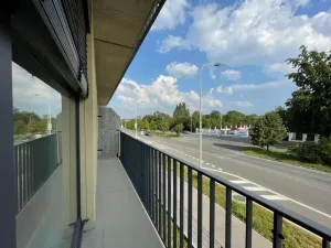 Pronájem bytu 1+kk, Praha - Lhotka, 34 m2
