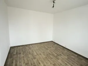 Pronájem bytu 1+1, Chomutov, Jirkovská, 35 m2