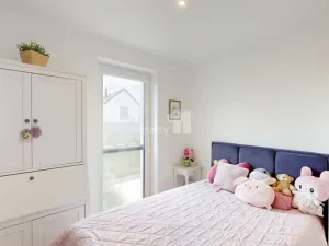 Prodej rodinného domu, Veleň, U Sluh, 150 m2