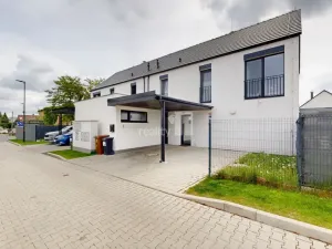 Prodej rodinného domu, Veleň, U Sluh, 150 m2