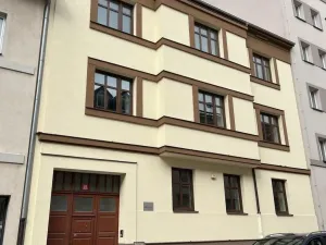 Pronájem kanceláře, Plzeň - Východní Předměstí, Houškova, 136 m2