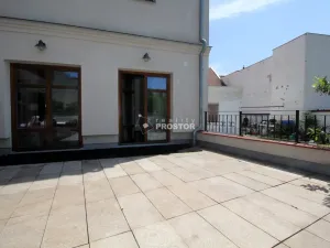 Pronájem bytu 1+kk, Mělník, náměstí Míru, 42 m2