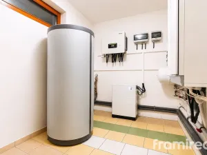 Prodej rodinného domu, Ohrobec, Krátká, 298 m2