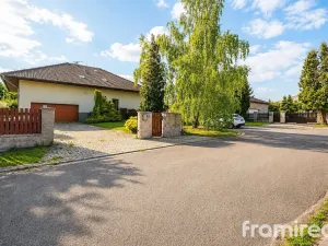 Prodej rodinného domu, Ohrobec, Krátká, 298 m2