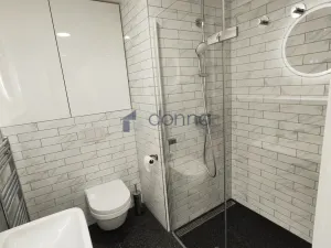 Pronájem bytu 1+kk, Praha, Sokolovská, 28 m2