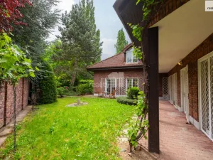Prodej rodinného domu, Praha - Lhotka, Vzdušná, 420 m2