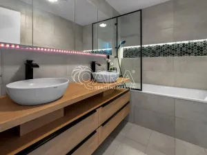 Pronájem bytu 3+kk, Praha - Karlín, Breitfeldova, 76 m2