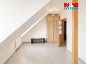 Prodej atypického bytu, Břežany II, 85 m2
