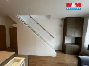 Pronájem bytu 2+kk, Praha - Libeň, Novákových, 48 m2