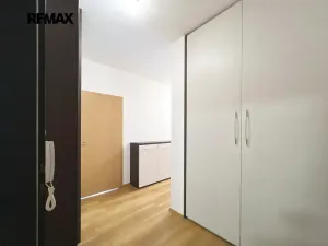 Pronájem bytu 3+kk, Praha - Stodůlky, Svitákova, 70 m2