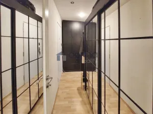 Pronájem bytu 1+kk, Praha, Hvězdova, 38 m2