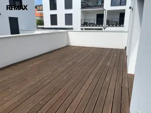 Prodej bytu 2+kk, Zlín, Tyršovo nábřeží, 71 m2