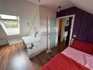 Pronájem bytu 2+kk, Praha, Hradešínská, 47 m2