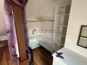Pronájem bytu 2+kk, Praha, Hradešínská, 47 m2