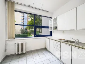 Pronájem kanceláře, Praha - Žižkov, Hartigova, 26 m2