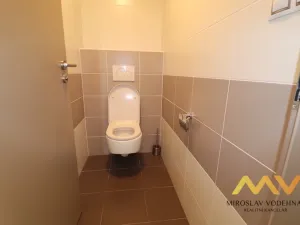 Pronájem bytu 2+kk, Hradec Králové - Třebeš, Pod Svahem, 62 m2
