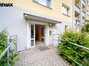 Prodej bytu 3+1, Chodov, Obránců míru, 52 m2