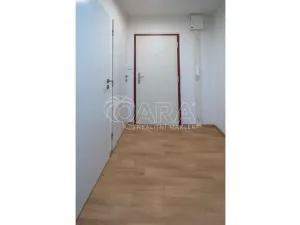 Prodej bytu 2+kk, Neratovice, Na Výsluní, 39 m2