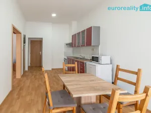 Prodej bytu 2+kk, Karlovy Vary, Moskevská, 47 m2
