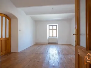 Prodej komerční nemovitosti, Přibyslav, Bechyňovo náměstí, 260 m2