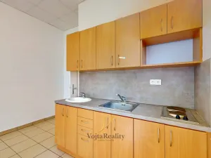 Pronájem obchodního prostoru, Uničov, Šumperská, 450 m2