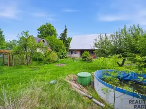 Prodej komerční nemovitosti, Holetín, 400 m2