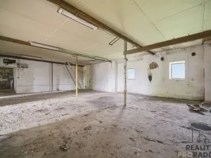 Prodej rodinného domu, Holetín, 400 m2