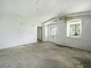 Prodej rodinného domu, Holetín, 400 m2