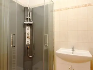 Pronájem bytu 1+kk, Pardubice - Rosice, generála Svobody, 29 m2