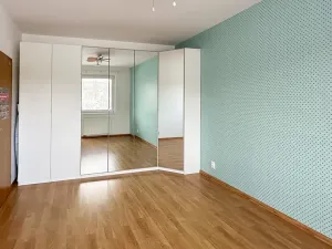 Prodej bytu 2+kk, Praha - Horní Měcholupy, Mantovská, 51 m2
