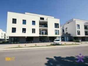 Pronájem bytu 2+kk, Zlín, Tyršovo nábřeží, 51 m2
