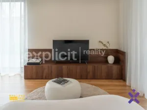 Pronájem bytu 2+kk, Zlín, Tyršovo nábřeží, 51 m2