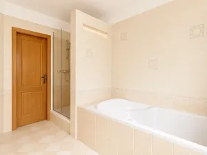 Pronájem bytu 4+kk, Praha - Střešovice, Nad hradním vodojemem, 195 m2