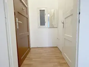 Pronájem bytu 1+kk, Praha - Libeň, Sokolovská, 27 m2