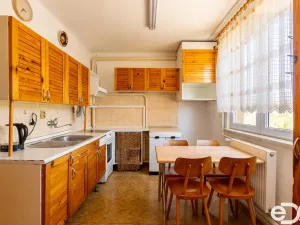 Prodej bytu 3+1, Nová Včelnice, Zámecká, 61 m2